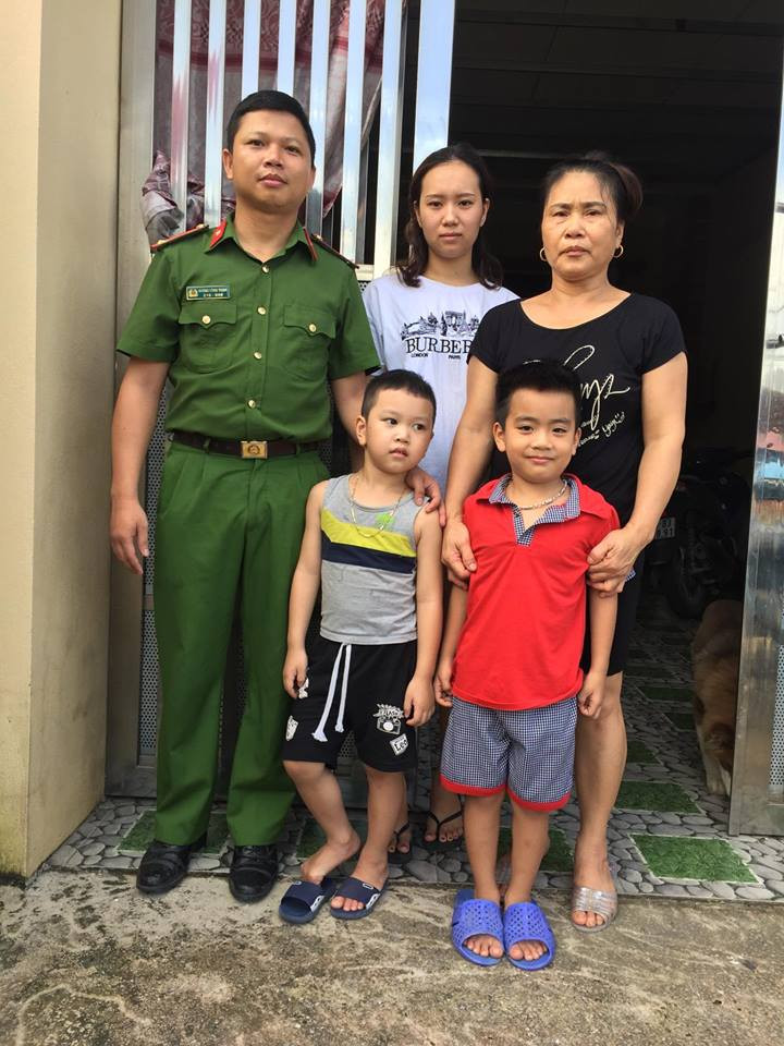 Anh Thịnh cùng người thân 2 cháu nhỏ được cứu sống