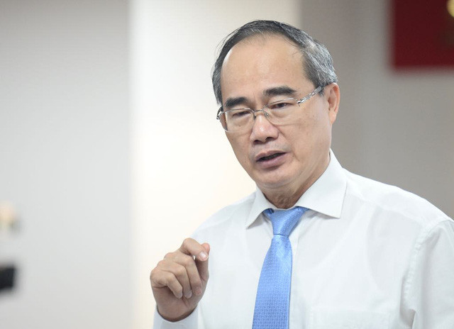 Bí thư Thành ủy TPHCM cảnh báo dịch Covid-19 lây lan 'rất khủng khiếp' 