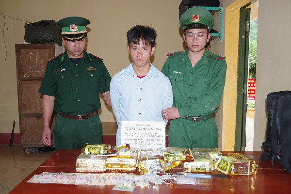 Vàng A Dơ và tang vật