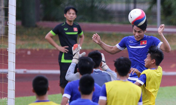 U23 Việt Nam chia quân để luyện tập ở hai nơi. Ảnh: Zinh