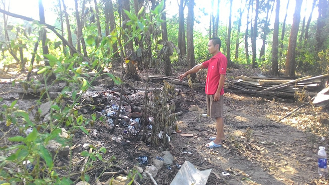 Căn nhà anh Cường bị thiêu rụi hoàn toàn.