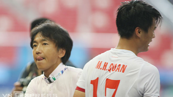 Thầy trò ông Miura cần nhanh chóng quên đi thất bại để hướng tới trận tranh HC đồng. Ảnh: Đức Đồng.