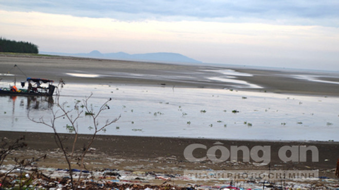 Vị trí nạn nhân được đưa vào bờ