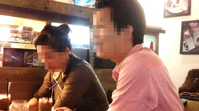 Nhân viên của công ty onecoin tại TP.HCM tiếp xúc, mời chào khách hàng