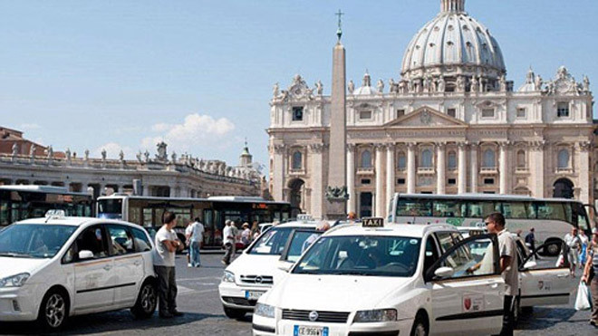 Sau khi nhận được lời khuyên từ Hiệp hội những người béo phì, vị khách giấu tên đã quyết định nộp đơn kiện để đòi lại công lý. Ảnh: Alamy.