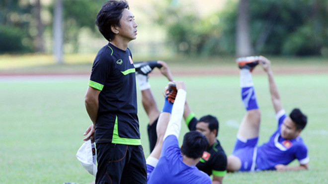 Phía sau những nụ cười của Miura