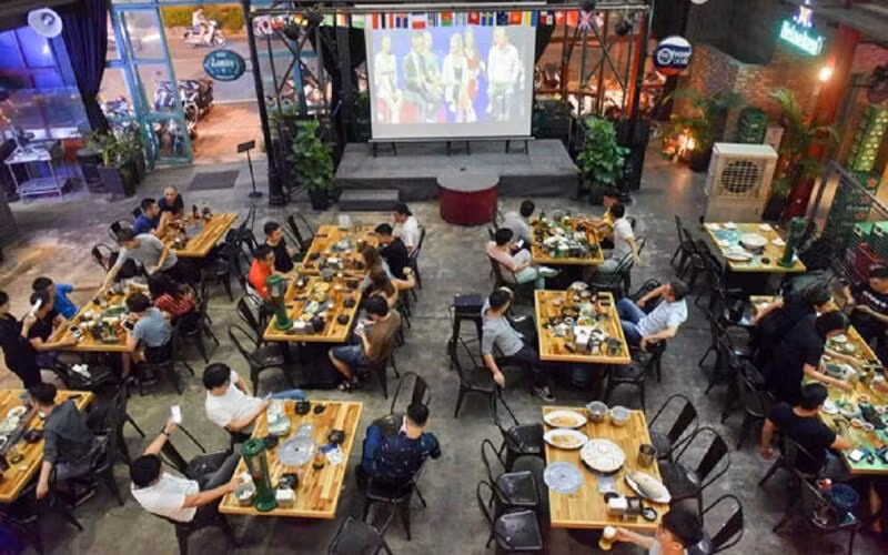 TPHCM cho thí điểm kinh doanh ăn uống đến 22 giờ