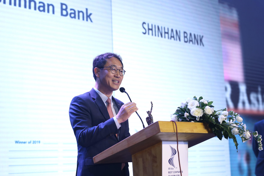 Shinhan – nơi nhân sự là chiến lược phát triển trọng tâm 