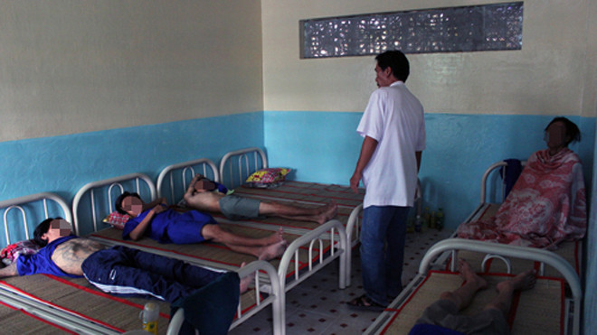 Sau 3 ngày, trung tâm Bình Triệu đã tiếp nhận hơn 180 người nghiện. Ảnh: Duy Trần