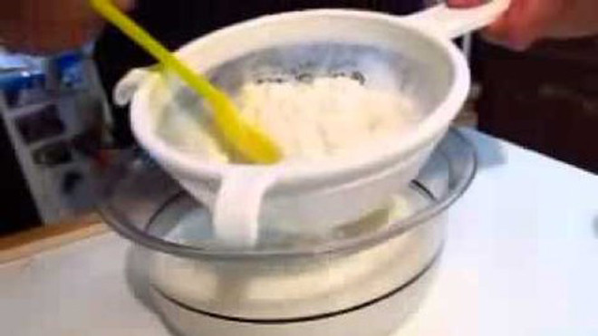 Sữa chua kefir giàu chất xơ giúp giảm cân rất tốt. Hình minh họa 