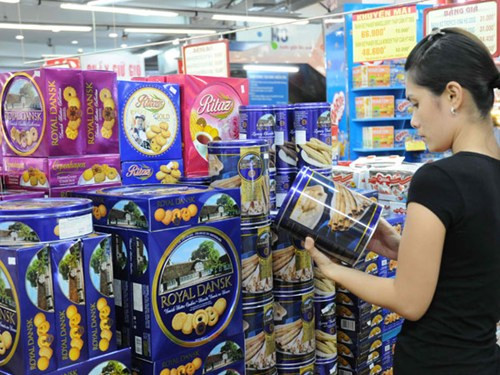 Không còn bánh kẹo Việt để ăn