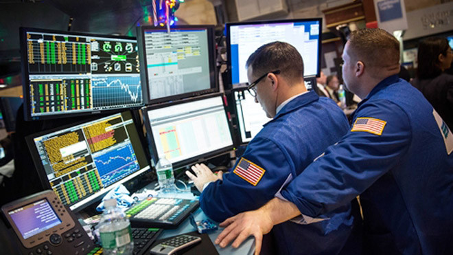 Chứng khoán Mỹ đi lên sau báo cáo GDP quý III. Ảnh: Bloomberg