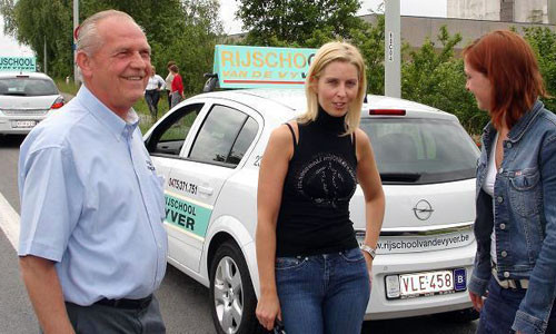 Các thầy cô hướng dẫn.