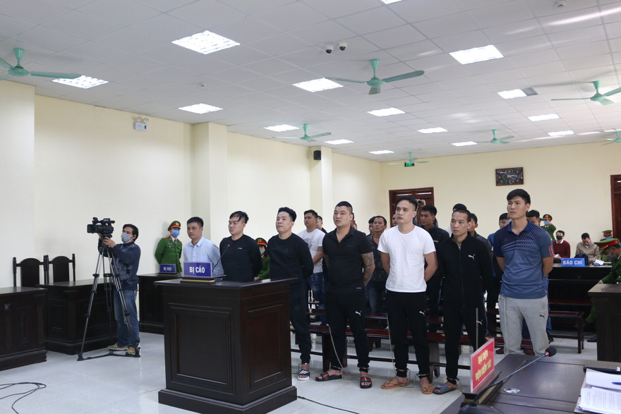 Giám đốc tập đoàn 'tín dụng đen' bị tuyên hơn 10 năm tù, nộp hàng chục tỷ đồng