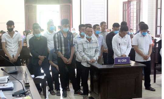 Các bị cáo tại phiên toà