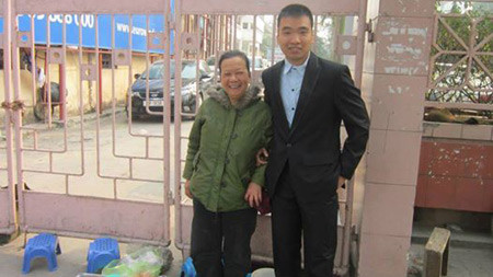 Bức ảnh cảm động nhận được sự quan tâm của cộng đồng mạng. Ảnh: Facebook