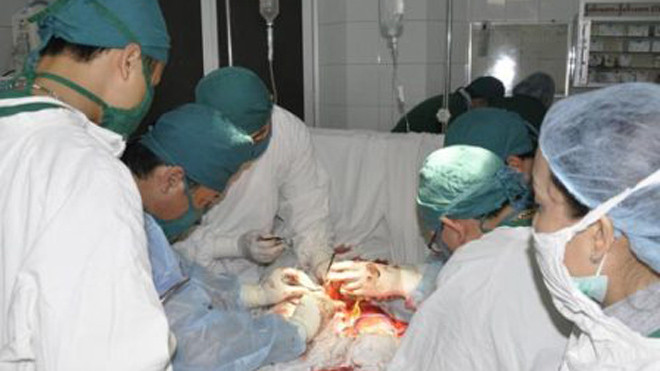 Cấp cứu các chàng trai gặp cơn ác mộng mất tinh hoàn