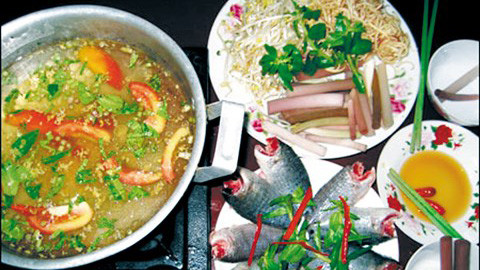 Lẩu cá rô, bông súng chữa yếu sinh lý