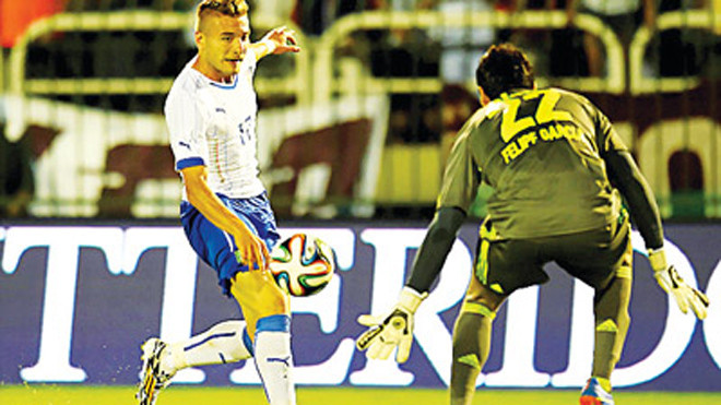 Immobile trong màu áo đội tuyển Italia.
