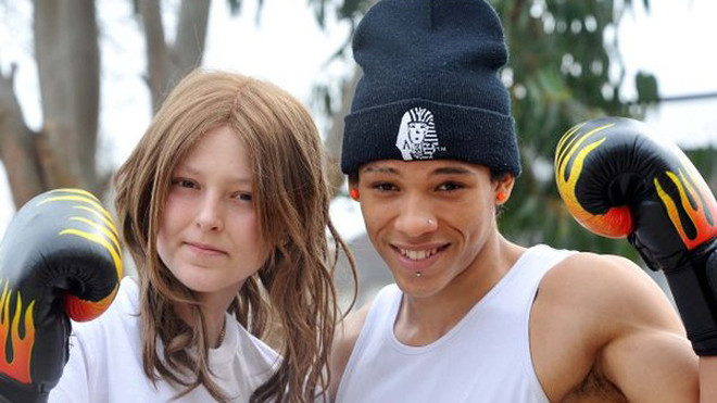 Lời nhắn gửi của cô bé mắc bệnh ung thư khiến mọi người bật khóc