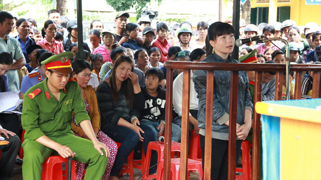 “Mẹ kế độc ác” trước vành móng ngựa