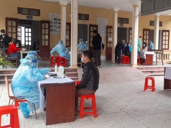 Thanh Hóa: Diễn biến dịch COVID-19 phức tạp, nhiều nơi chuyển học online