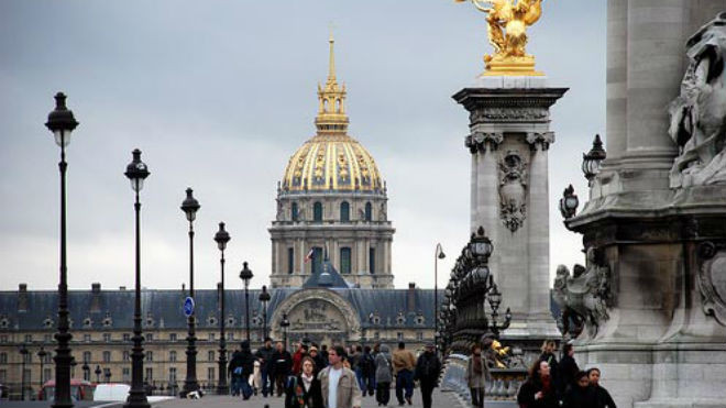 Pháp: Phát hiện máy bay không người lái gần căn cứ hải quân 