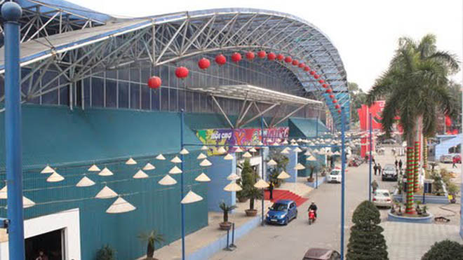 Triển lãm Giảng Võ, đất vàng lắm người thèm.