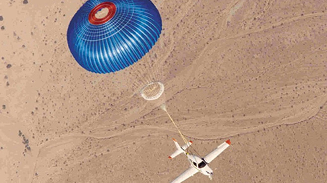 Hãng sản xuất Cirrus triển khai hệ thống dù cho khung máy bay. Ảnh: Cirrus