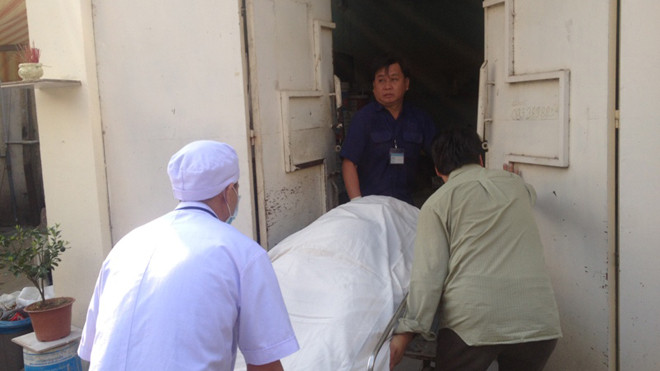 Thi thể chị Linh được gia đình đưa về quê lo hậu sự