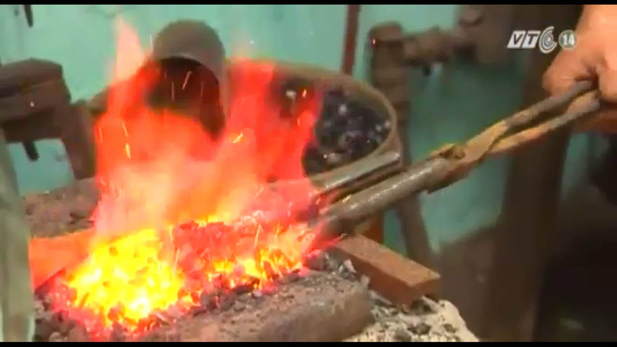Lò rèn cổ giữa trung tâm Sài Gòn