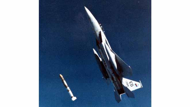 Mỹ là quốc gia đầu tiên trên thế giới sở hữu vũ khí diệt vệ tinh. Ảnh: Wikipedia