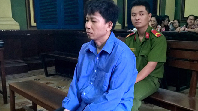 Bị cáo Quang thừa nhận hành vi phạm tội. Ảnh: Bình Nguyên.