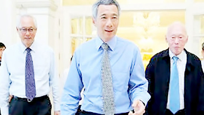 Ba thế hệ lãnh đạo của Singapore (từ phải sang): Thủ tướng Lý Quang Diệu (1959 - 1990), đương kim Thủ tướng Lý Hiển Long (từ năm 2004) và cựu Thủ tướng Goh Chok Tong (1990 - 2004).