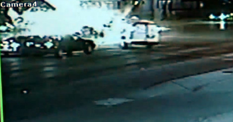 Chạy trốn cảnh sát gây tai nạn liên hoàn