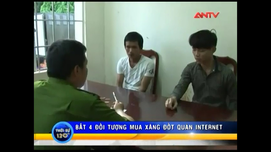 Bốn thanh niên rủ nhau mua xăng đốt quán Internet