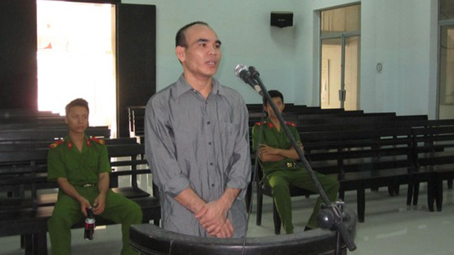 Bị cáo Tô Văn Hậu trước vành móng ngựa.