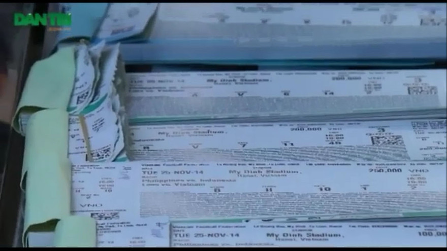 Dân “phe” than trời vì ế vé AFF Cup 2014