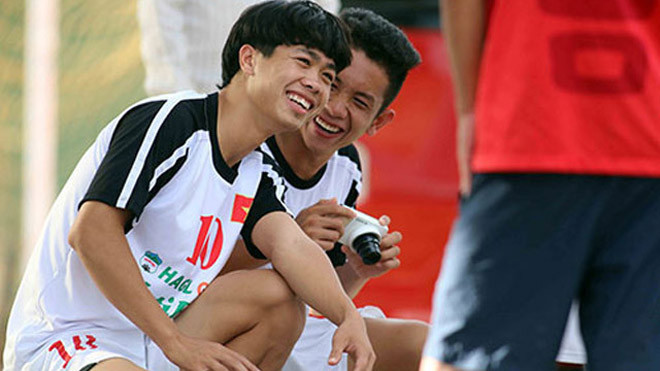 Công Phượng đã ngoài 18 tuổi nên không thể dùng biện pháp đo xương để biết độ tuổi