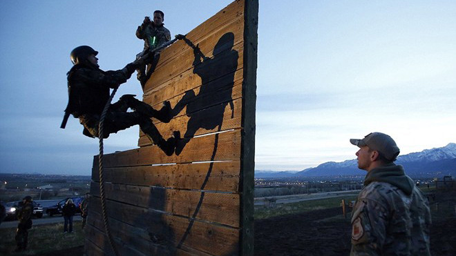 Khám phá đội đặc nhiệm SWAT của Mỹ