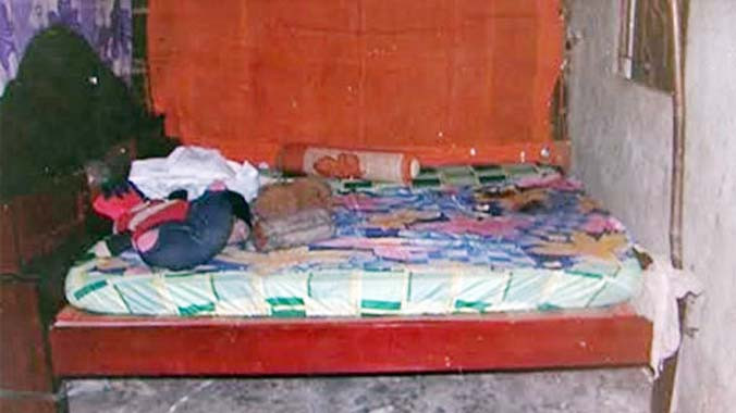 Chiếc giường ngủ nơi ông Quân giết hại vợ rồi tự sát.