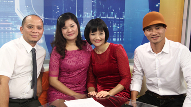 Các diễn viên của "12A và 4H" hội ngộ. Ảnh: Dân Trí.