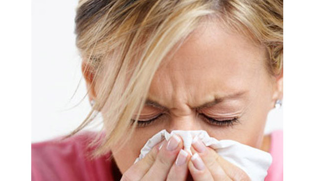 Làm thế nào để 'chiến đấu' với ho và sổ mũi mùa lạnh?