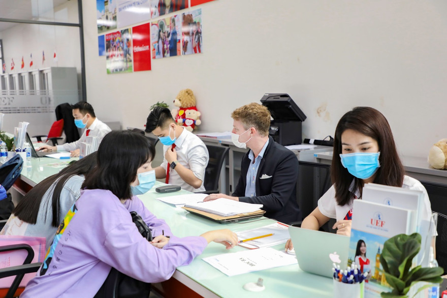 Thoát khỏi áp lực thi cử với phương thức xét học bạ