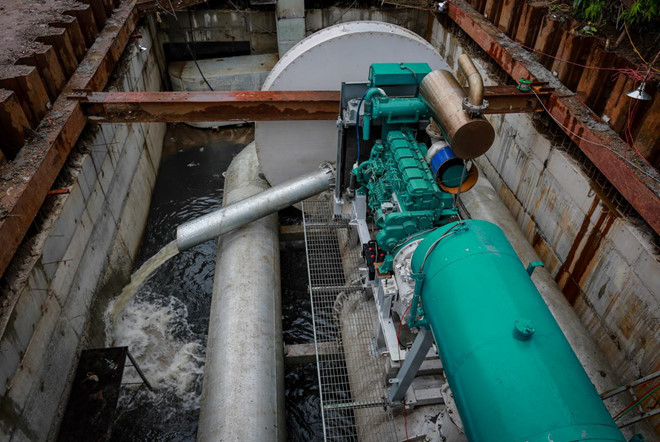 Đường hết ngập, chủ 'siêu' máy bơm chưa được ...trả tiền 