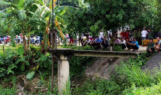 Khu vực tìm thấy thi thể nạn nhân. Ảnh: Báo Nghệ An