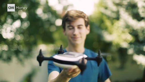 18 tuổi sản xuất máy bay không người lái nhanh nhất thế giới