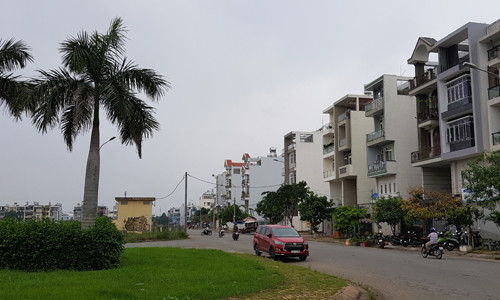 Nóng đất nền có sổ đỏ ở khu Tây Sài Gòn