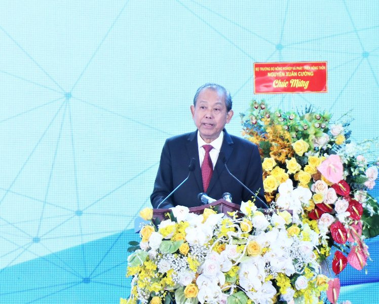 Khánh thành Tổ hợp chế biến thịt gà lớn nhất Đông Nam Á