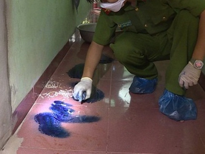 Cha ép 3 con ruột uống thuốc độc sau khi đi nhậu về